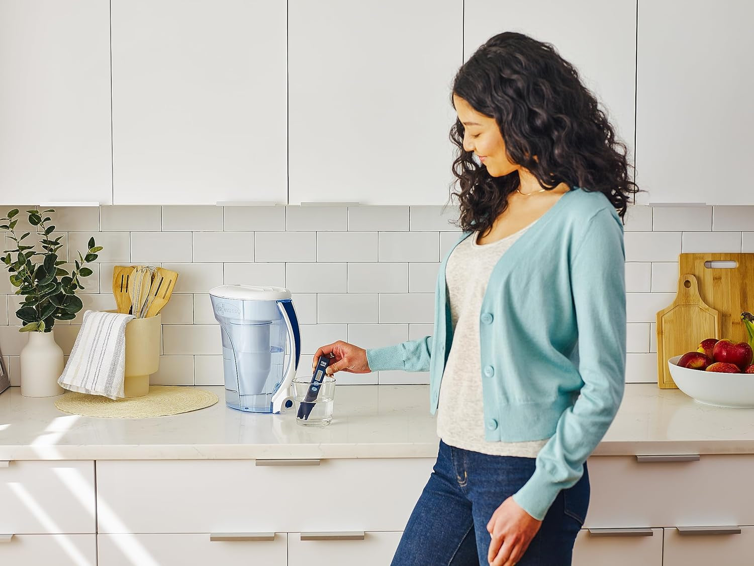 10-Cup Ready-Pour 5-Stage Water Filter Pitcher 0 TDS for Improved Tap Water Taste - IAPMO Certified to Reduce Lead, Chromium, and PFOA/PFOS